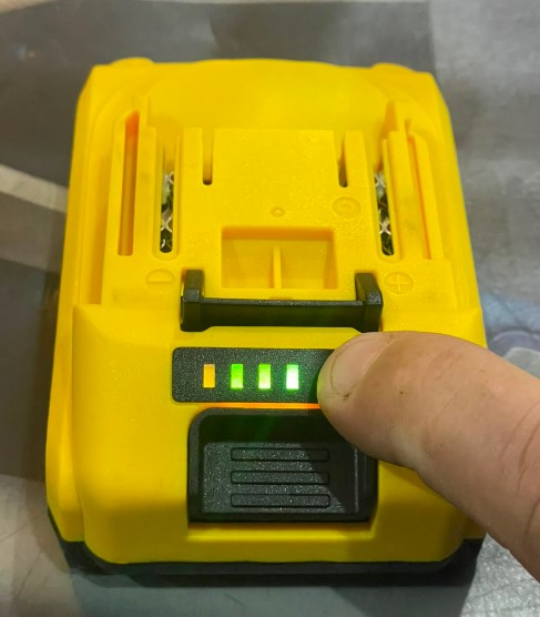 BAROVO SIERRA PODA BATERIA 20 VOLT 5'' IONMAX - Imagen 8